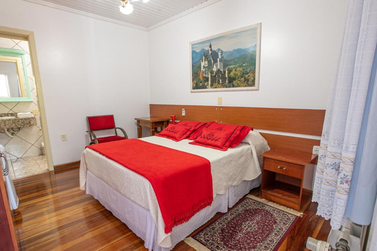 Hotel Pousada Casa Tasca Bento Gonçalves Esterno foto