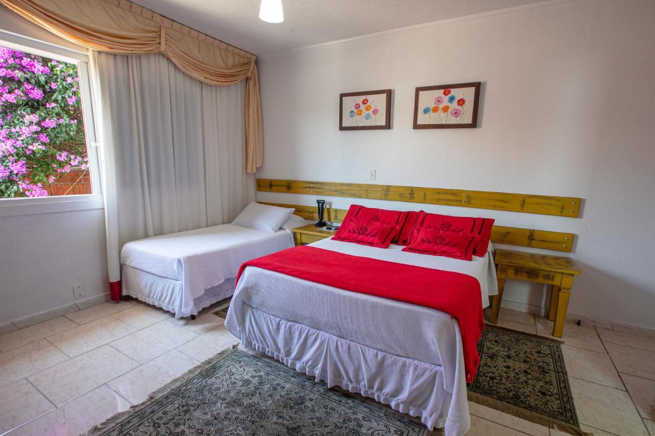 Hotel Pousada Casa Tasca Bento Gonçalves Esterno foto