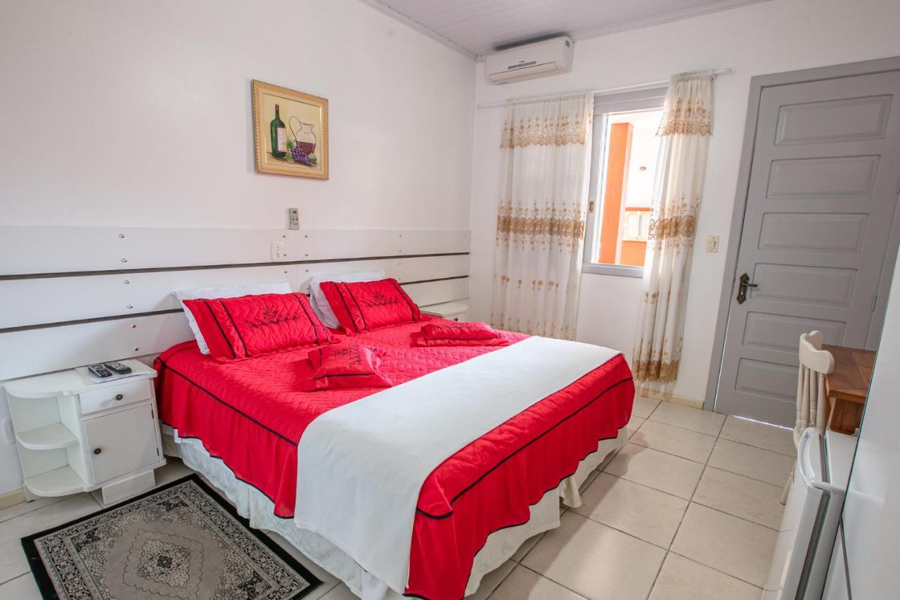 Hotel Pousada Casa Tasca Bento Gonçalves Esterno foto