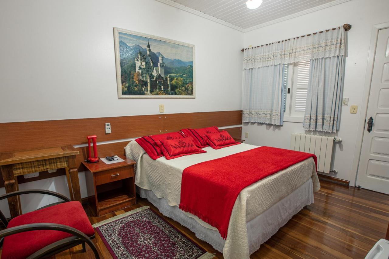 Hotel Pousada Casa Tasca Bento Gonçalves Esterno foto